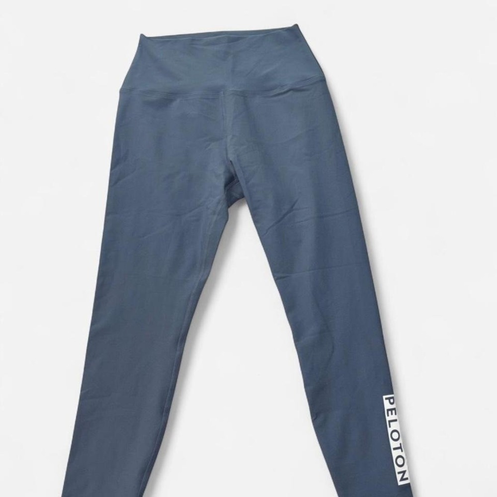 Blue Peloton leggings with white logo M  0083
